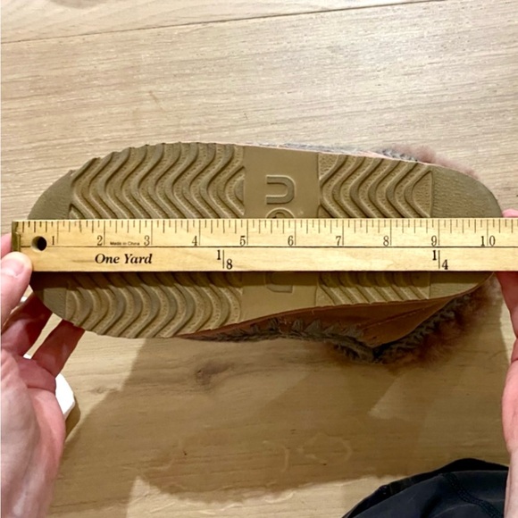 !! NEW MOU PINK BOOTS !!
RARE COLOR! NEVER WORN.
NEW CONDITION PRICE IS FIRM!! - Picture 5 of 5